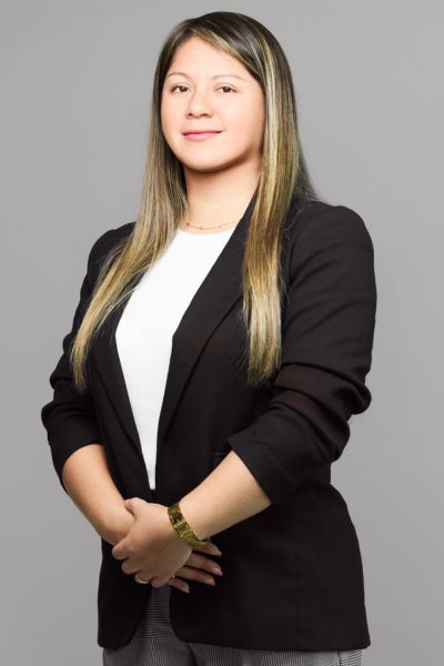 Alejandra Martinez Araya - Gerente General